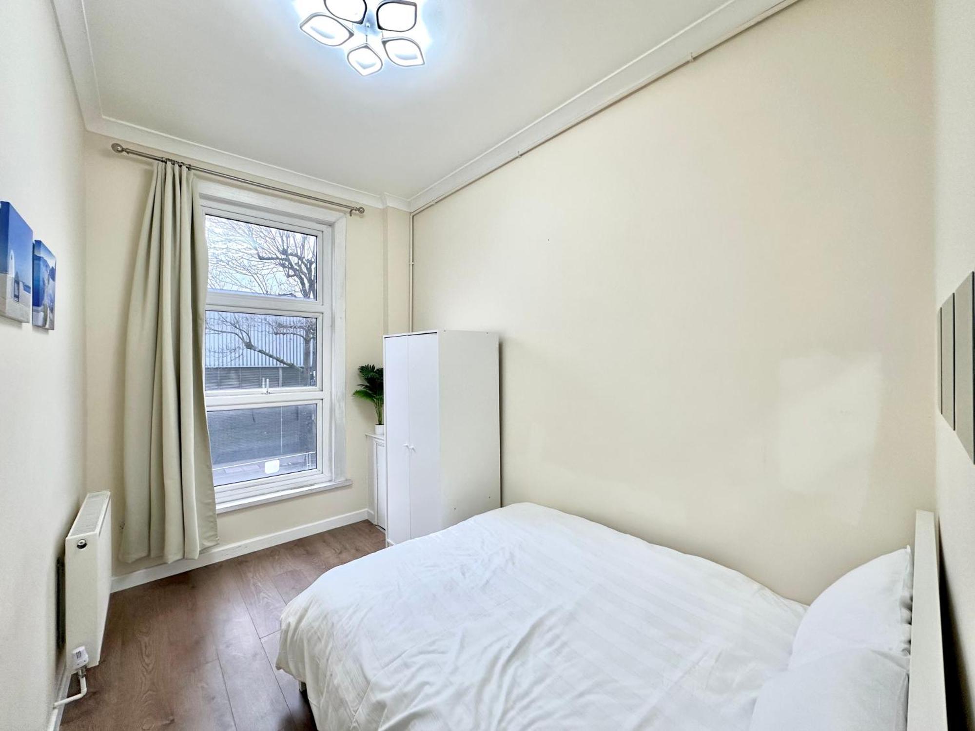 The Euston Guest House-64 London Bagian luar foto
