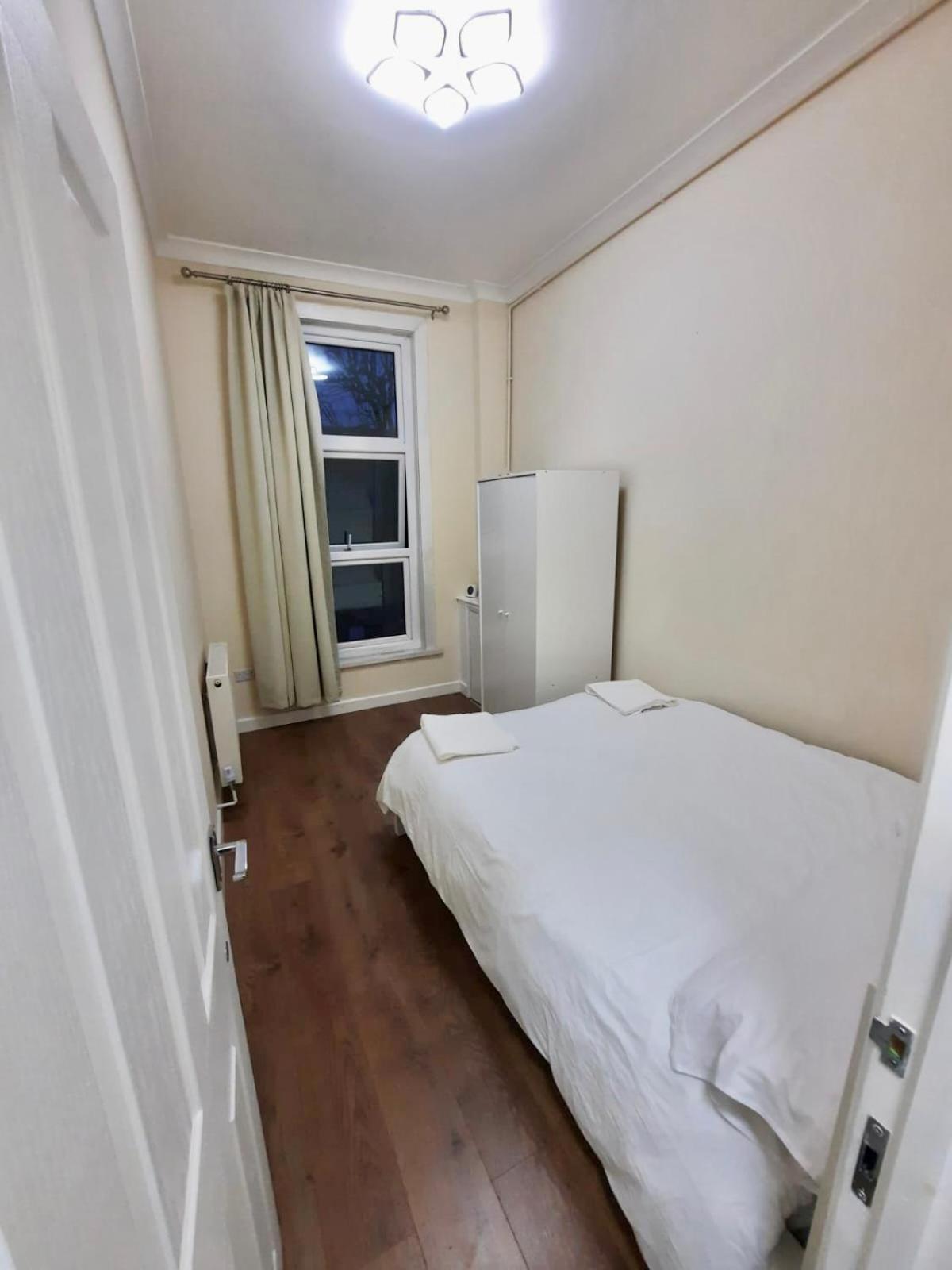 The Euston Guest House-64 London Bagian luar foto
